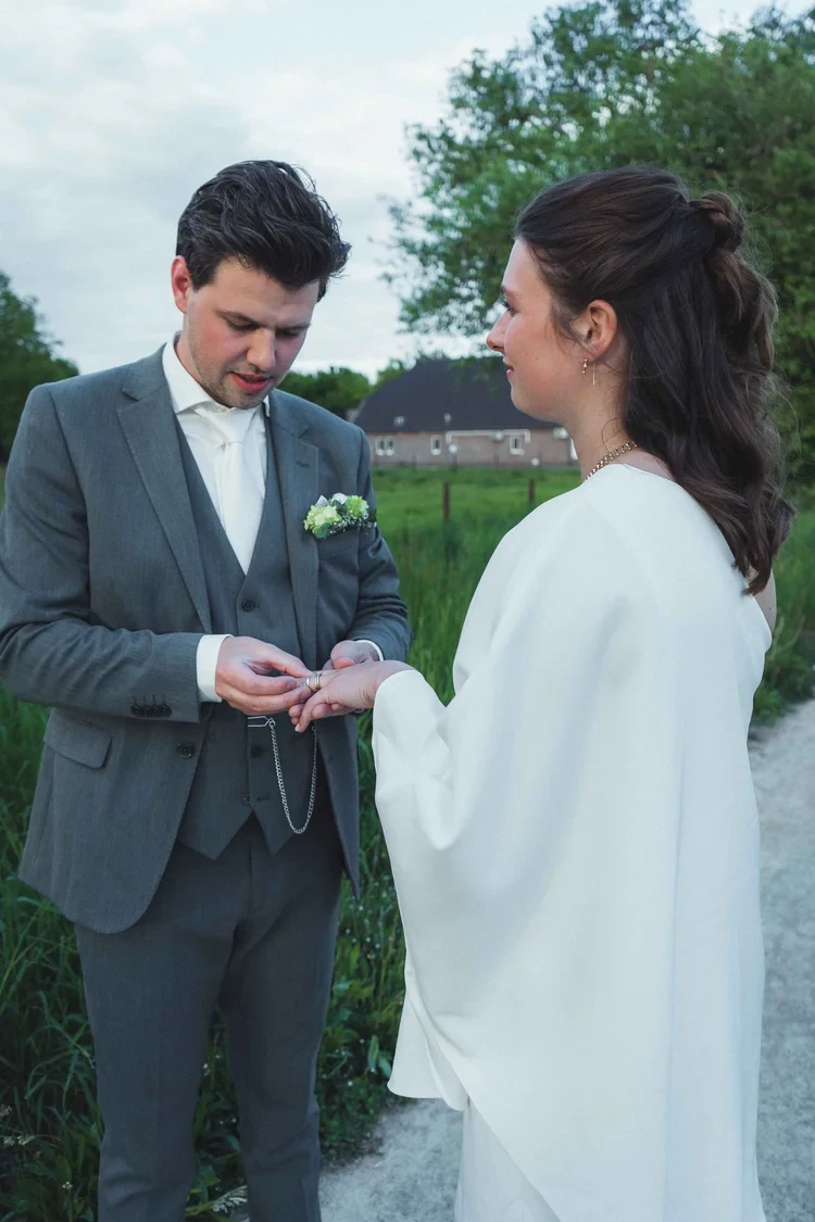 Ringuitwisseling prachtig vastgelegd